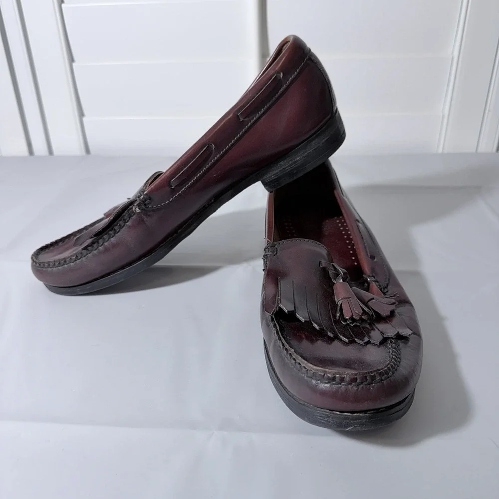 GH Bass Weejuns Loafers Men 10 D Burgundy Leather Tassels USA MADE Slip On Shoes